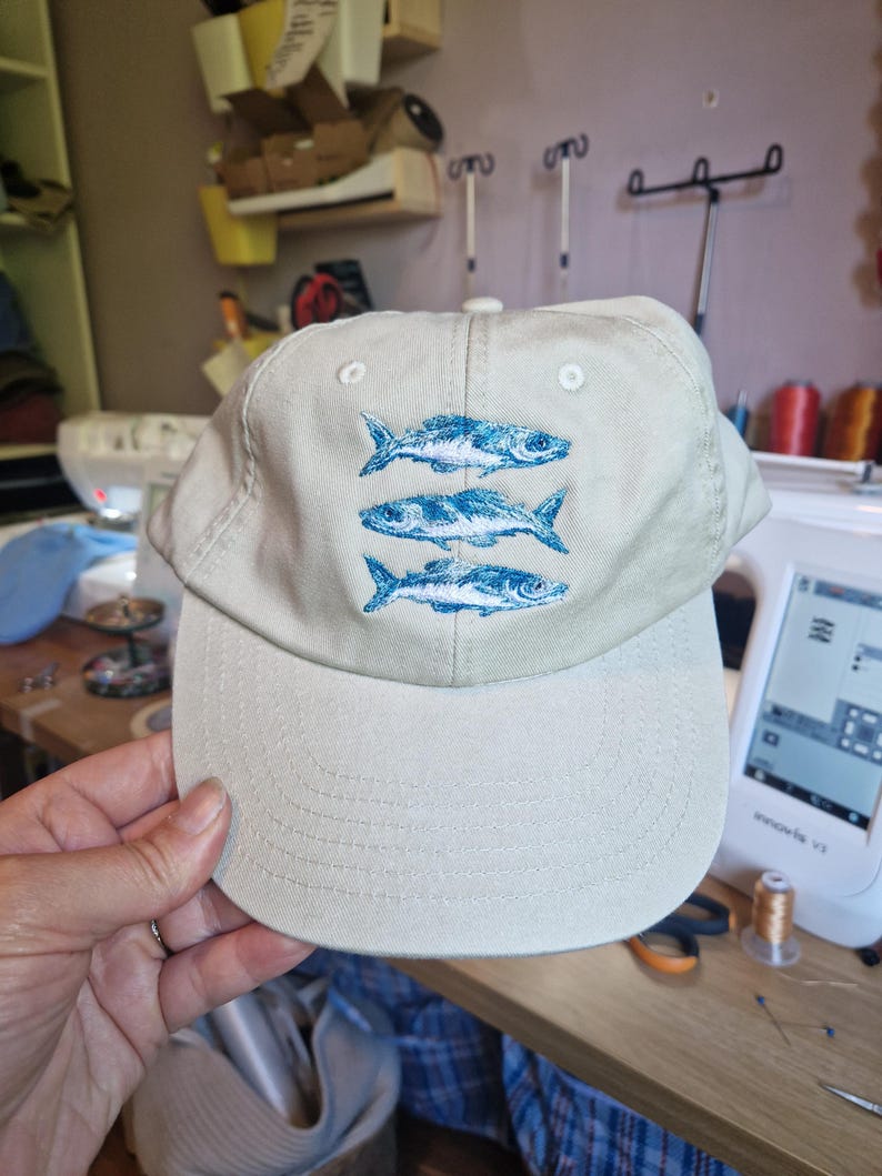 Gorra vintage bordada con sardina - Algodón lavado imagen 1