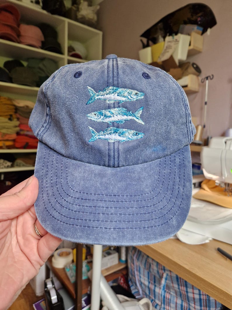 Gorra vintage bordada con sardina - Algodón lavado imagen 5