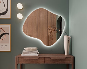 Unregelmäßiger Spiegel mit Led-Lichtern, asymmetrischer beleuchteter Spiegel, Schlafzimmer-Schminkspiegel, Led-Badezimmerspiegel, beleuchteter Kosmetikspiegel