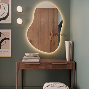 Bathroom LED Asymmetrical Mirror Home Decor Aesthetic Wall Mirror Bathroom Design Irregular Custom Design Mirror Bedroom Vanity Mirror zdjęcie 6