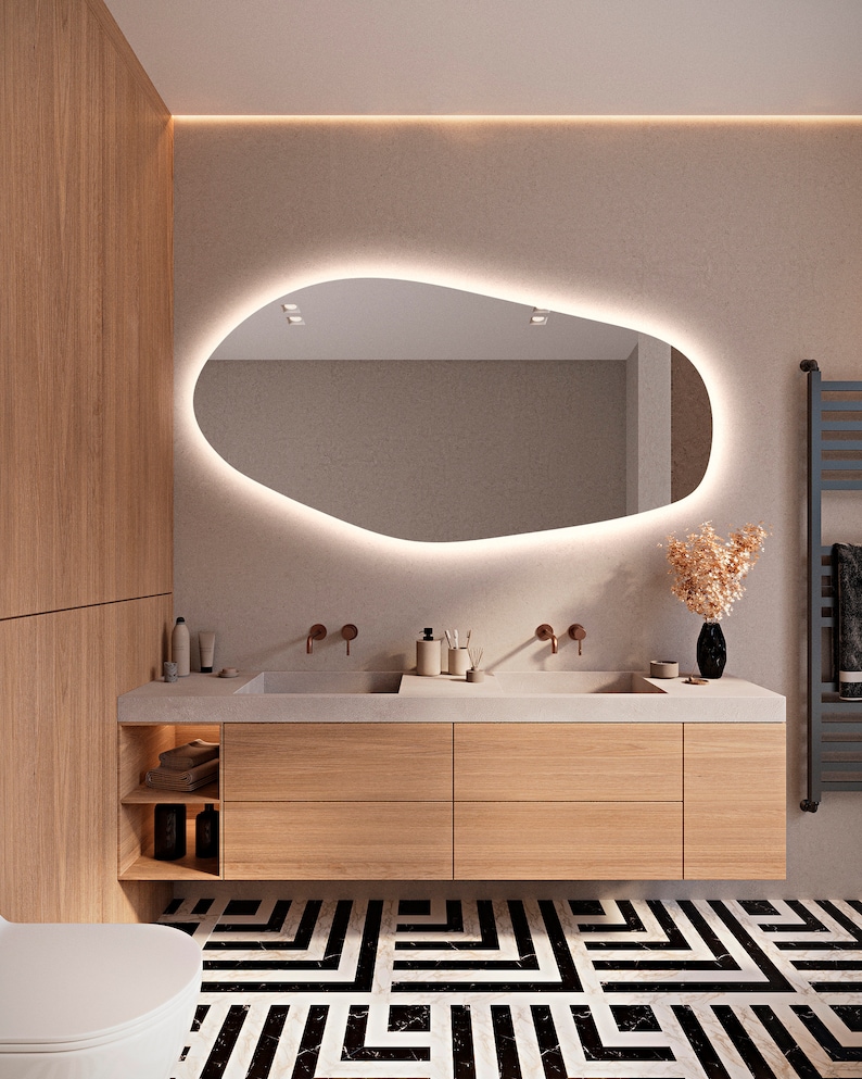 Miroir de salle de bain avec éclairage LED, Miroir de chambre à coucher asymétrique avec éclairage LED, Miroir décoratif lumineux, Grand miroir mural de forme irrégulière image 2