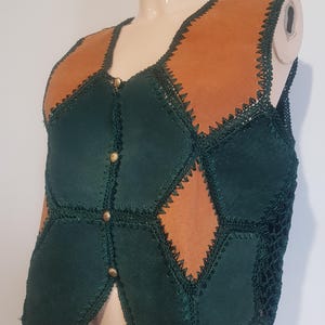 Vintage väst i läder och virkad stil från 70-talet / virkad väst i mocka från 70-talet, boho hippiestil
