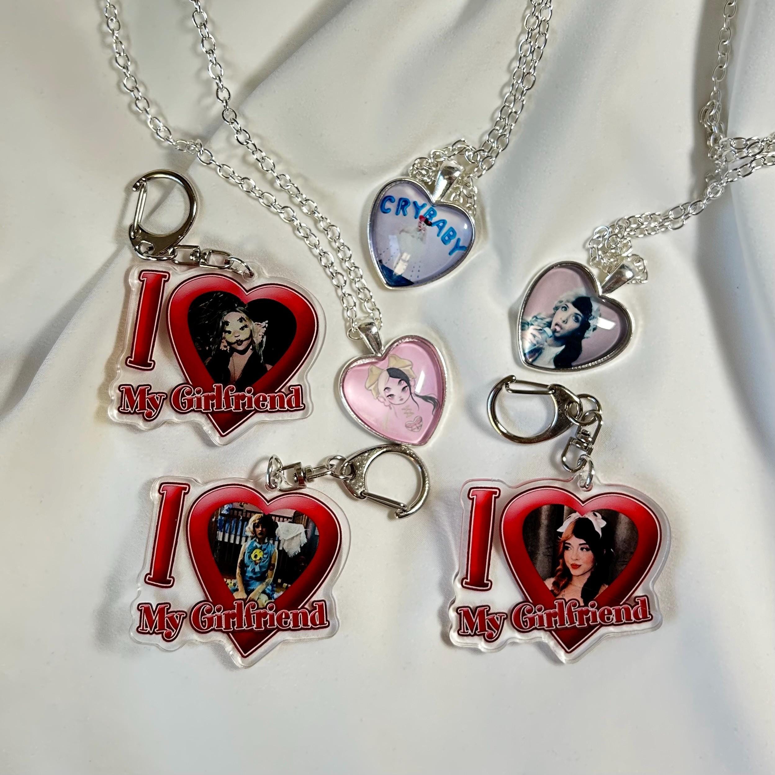クライベイビーペンダント Cry baby necklace - Etsy 日本