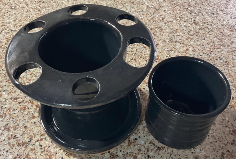 Toothbrush Holder Set image 4