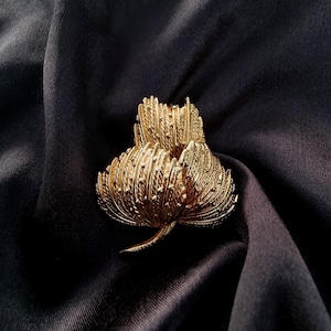 世界的に有名な Grosse Brooch Etsy - アクセサリー