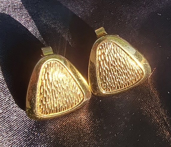 Vintage Crown TRIFARI Earrings Clip Gold Tone Tri… - image 3