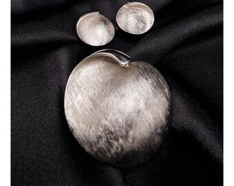 Vintage Crown Trifari 1960s Brooch & Earrings Set Silver-Tone