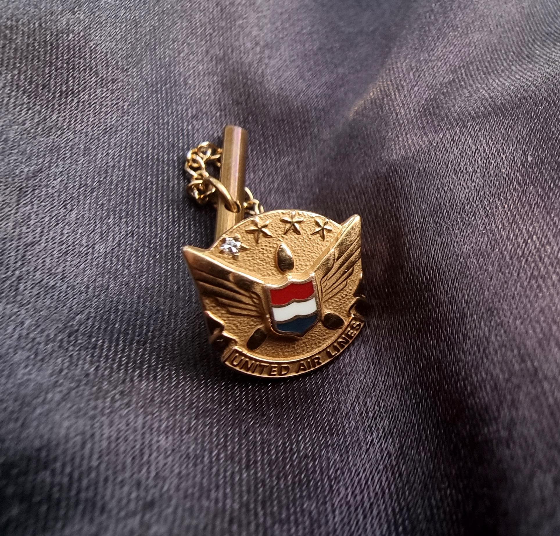 LAPD 射撃バッジ 2点セット 1/10 10K Gold Filled Vintage United Airlines 1/10 10K Gold Filled Lapel Tie Tack Pin
