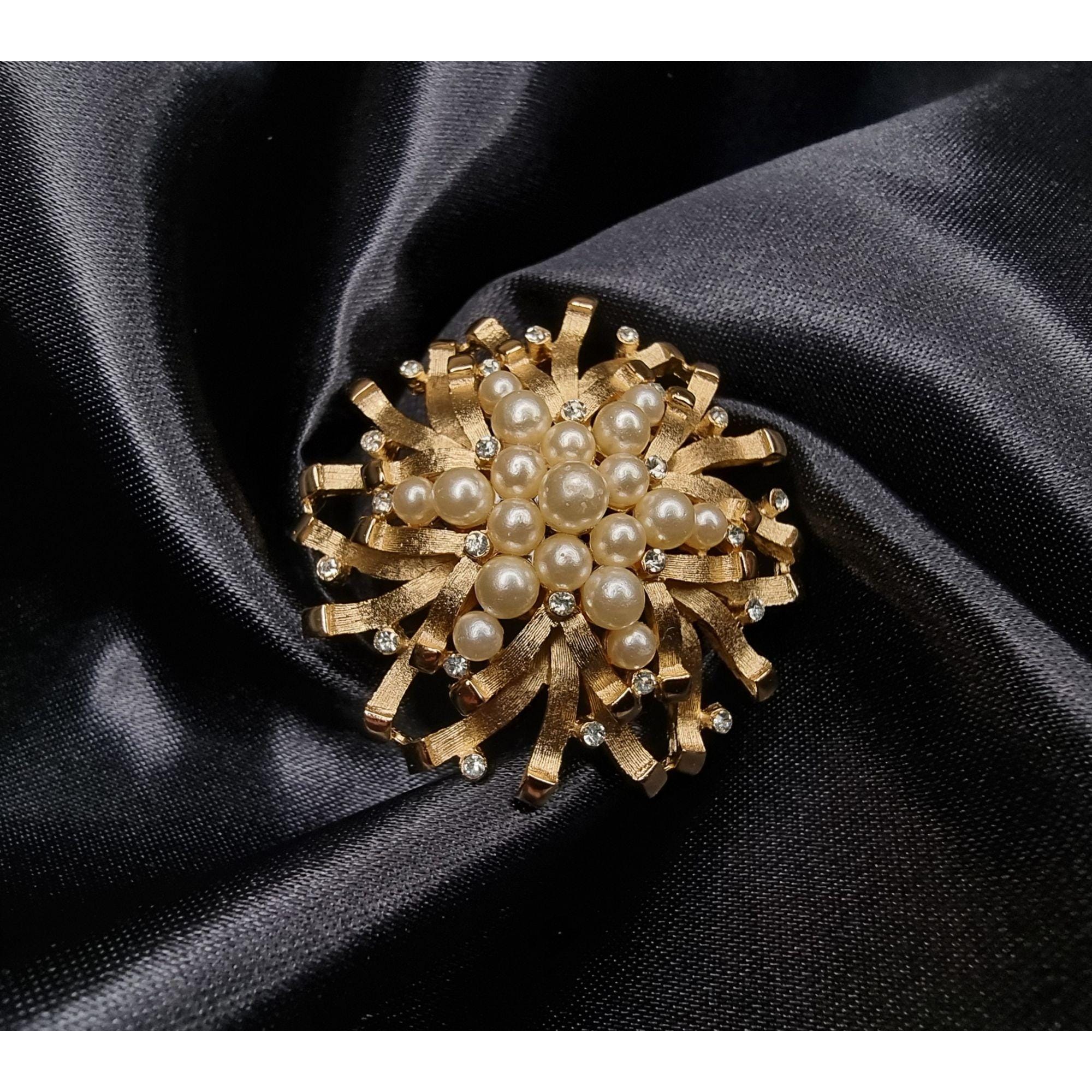 Trifari Star Brooch - Etsy