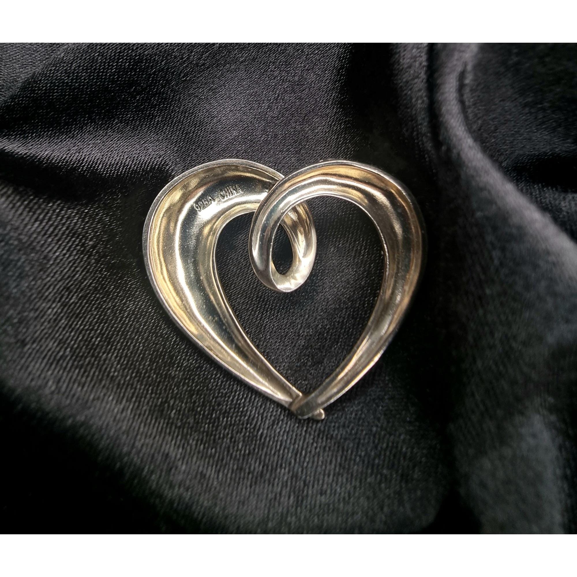 Spilla A Forma Di Cuore Con Nastro Da Sarta – Vintage Argento, Ispirazione Cucito Artigianale