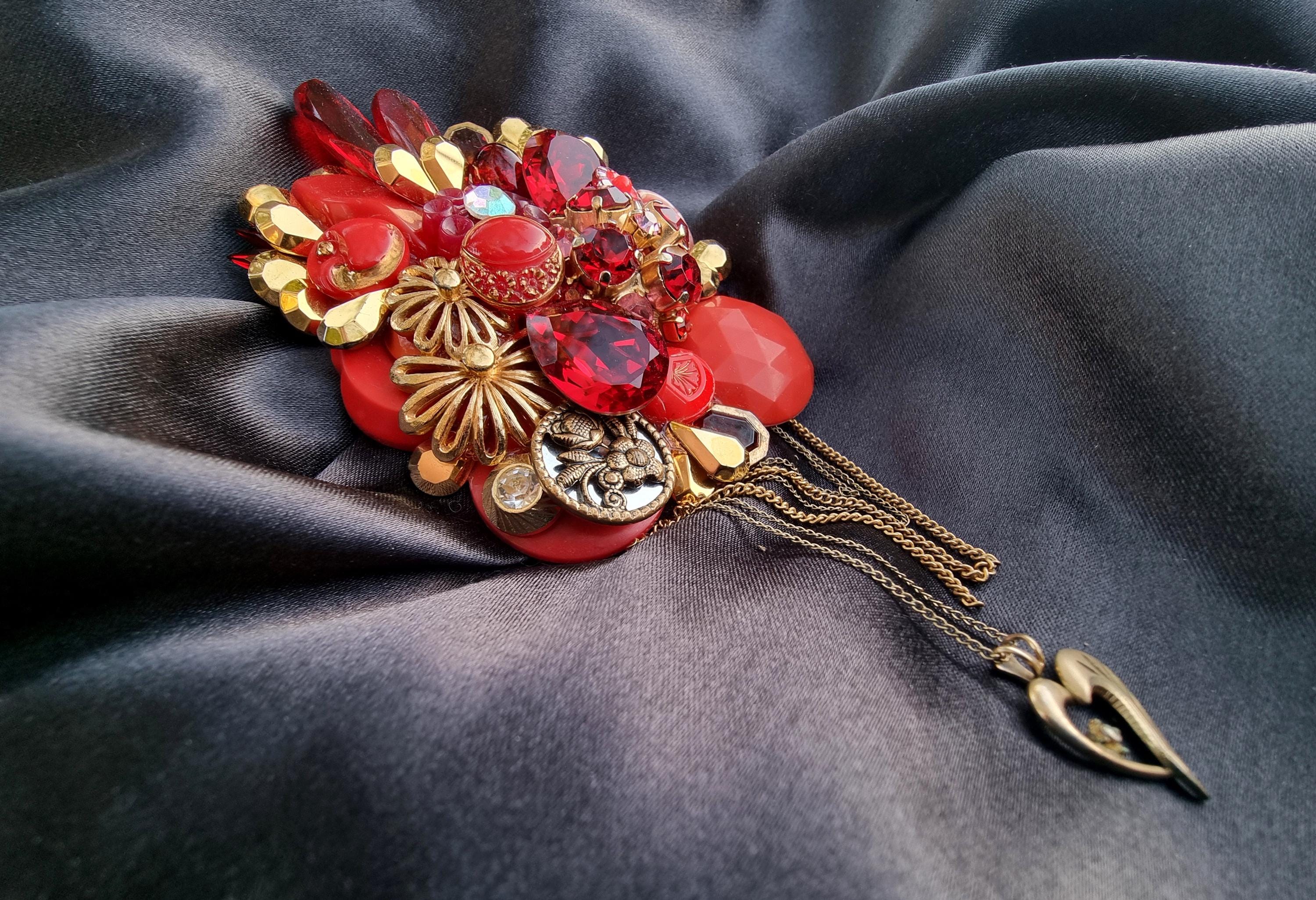 Épingle à Vêtement (dress-clip) Vintage Années 40, Or Et Cabochon Verre Rouge - Occasion