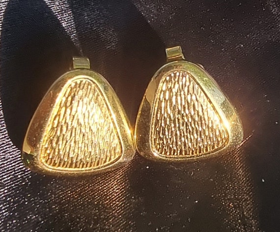 Vintage Crown TRIFARI Earrings Clip Gold Tone Tri… - image 1