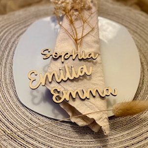 Set van 5 bruiloft decoratie tafelgerei plaatskaarten hout laser naam plaatskaarten gepersonaliseerde gastnamen naam gepersonaliseerde tafeldecoratie