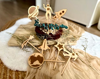 Holz Caketopper, Kuchenstecker für Kindergeburtstag, Kuchendeko, Astronaut, Weltall