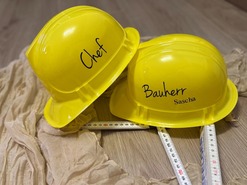 Schriftzug Bauherr  - Personalisierter Arbeitshelm Sicherheitshelm Baustelle Aufkleber - Geschenk Hausbau -