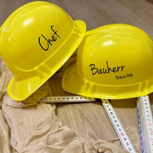 Schriftzug Bauherr  - Personalisierter Arbeitshelm Sicherheitshelm Baustelle Aufkleber - Geschenk Hausbau -