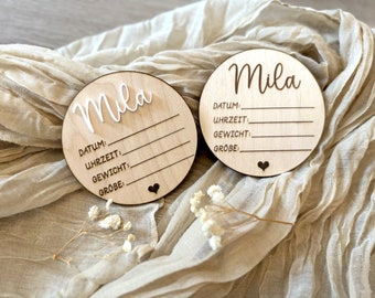 Wooden milestone card with name and birth date - Birth date engraved - Birth date personalized - Gift for birth -