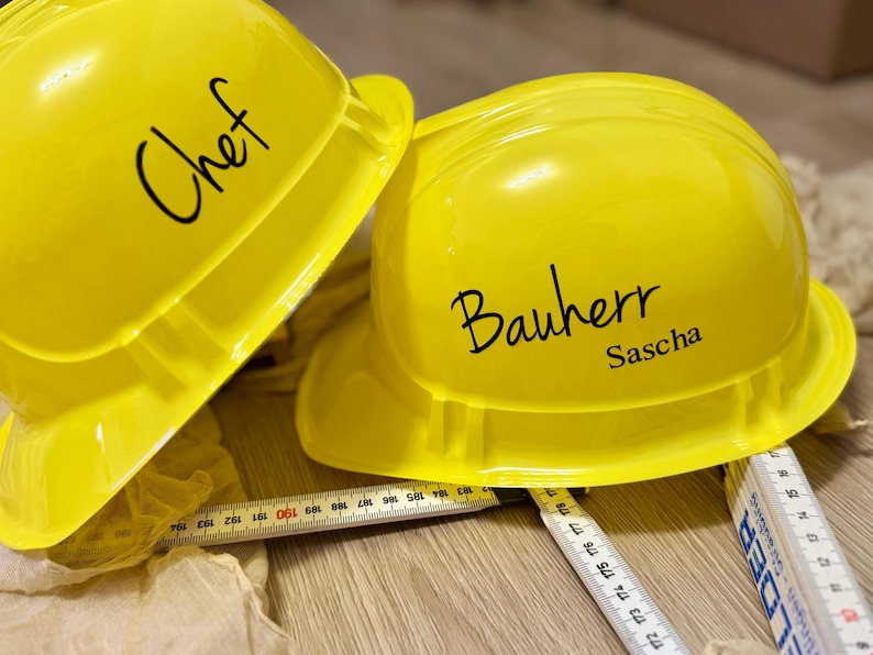 Schriftzug Bauherr  - Personalisierter Arbeitshelm Sicherheitshelm Baustelle Aufkleber - Geschenk Hausbau -