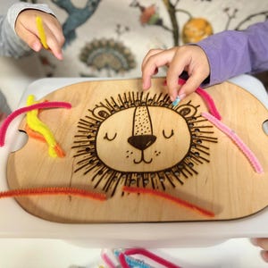 Aktivitätenplatte - Montessori - Deckel für Trofast -Flisat Einsatz - Spiel Trofast Deckel - Feinmotorik /Sensorik Kinder - Dekel Ikea Box