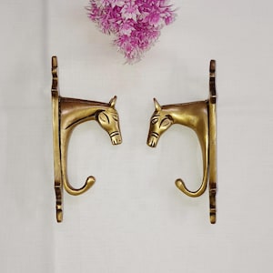 Mare Horse Head Wall Cloth Hanger Set of 02 Pieces | Brass Pony Horse Themed Guest Room Wall Hook Decorative Wall Hanging
