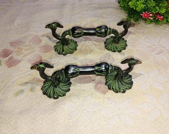 Messing Pfau Türgriffe mit Blumensockel - Set von 02