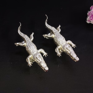 Chrome Alligator Door Pulls: Brass Crocodile Decor, Log Cabin Exterior