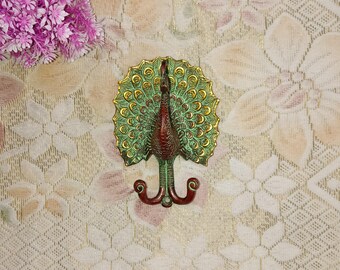 Gancho de pared para dormitorio con diseño de pavo real volador de latón.