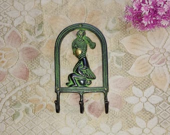Gancho de pared con diseño de niña en marco / Perchero de tela de latón con temática de princesa para decoración de pared
