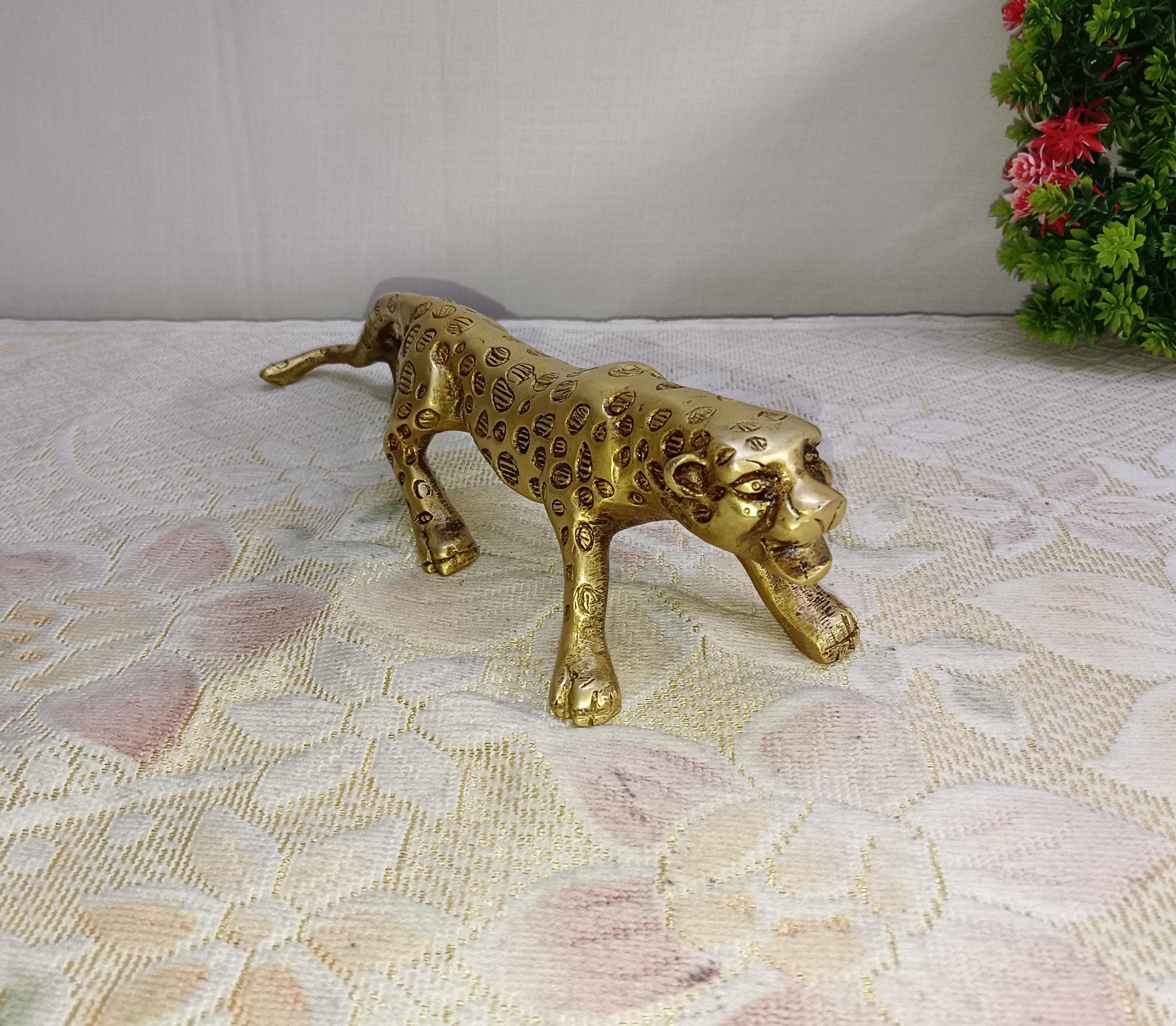 Open Mouth Jaguar Statue Table Decor | Brass Leopard Idol