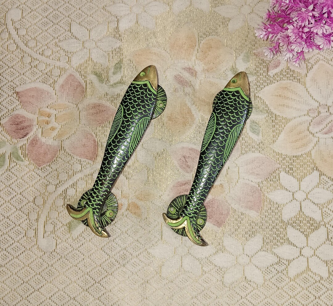 Saltwater Fish Shop Door Entrance Grab Pull Decor | Brass Lake Fish ...