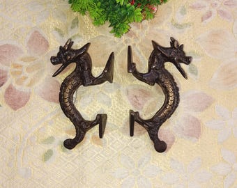 Feuerdrache Inspiriert Schrank Griff Set | Messing Griffin Creature Design Wohnzimmer Türgriff Set