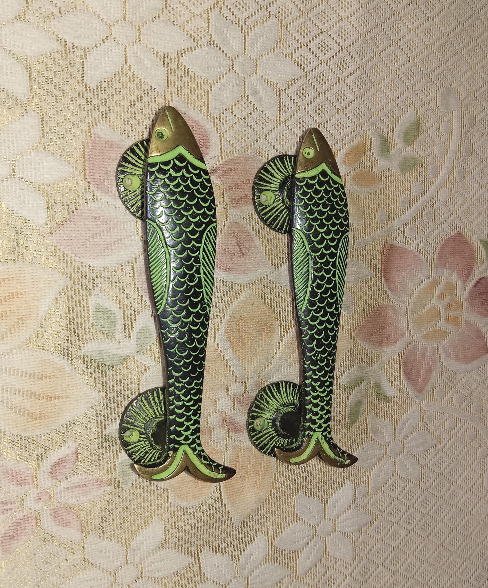 Saltwater Fish Shop Door Entrance Grab Pull Decor | Brass Lake Fish ...