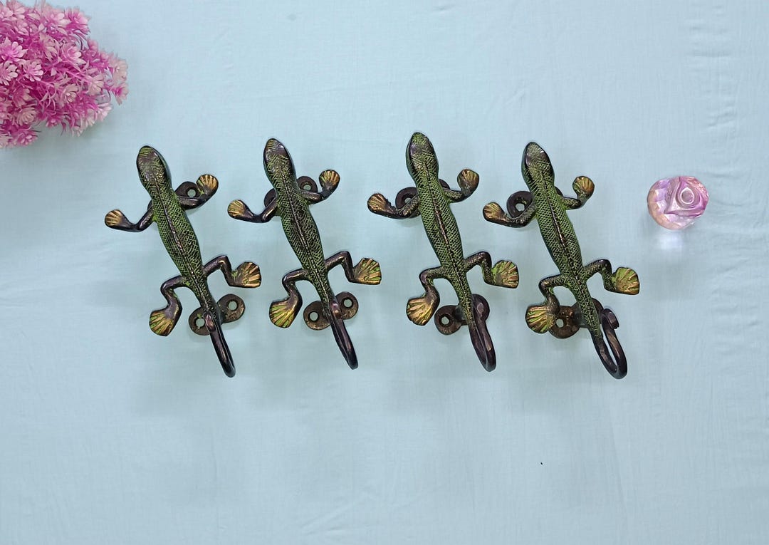 真鍮製トカゲ型ウォールフック：爬虫類装飾、4個セット - Etsy 日本