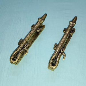 Brass Crocodile Cabinet Door Handles with Backplate - Set of 2