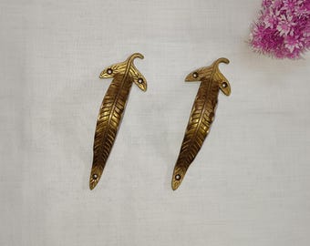 Wooden Leaf Design Kitchen Cabinet Pull | Brass Gardening Themed Wardrobe Handle Pair