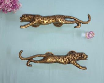 Brass Jaguar Door Pull Handle: Round Base, Set of 2