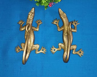 Komodo Dragon Design Door Handle Pair | Brass Big Lizard Inspired Door Pull Decoration