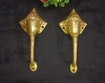 Poignées de porte en laiton Ganesha : paire de décorations de cuisine uniques