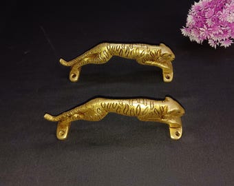 Brass Jumping Tiger Door Handle: Leopard Design Door Pull