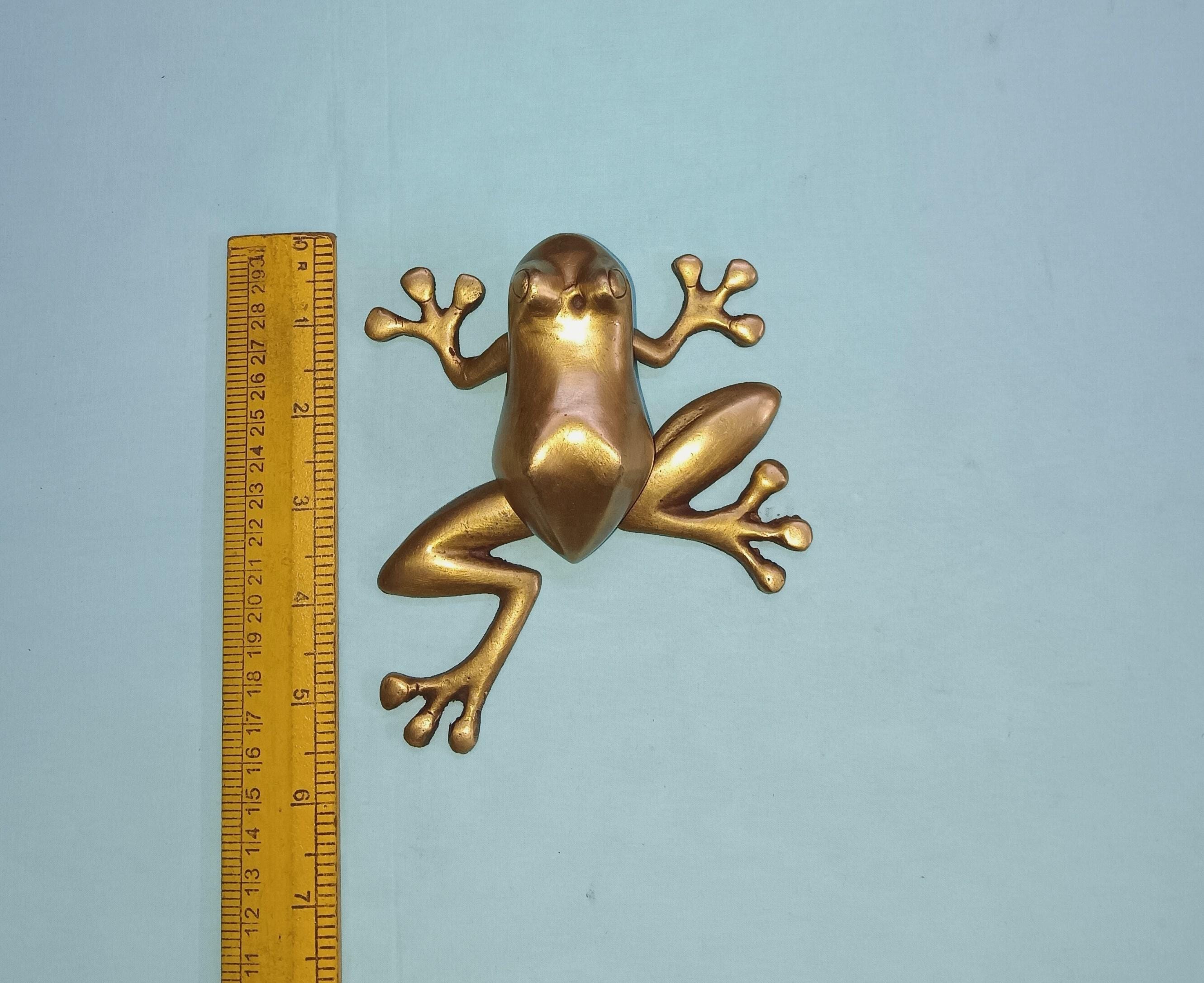 Brass Climbing Frog Doorbell: Toad Shape Door Knocker - Etsy Finland