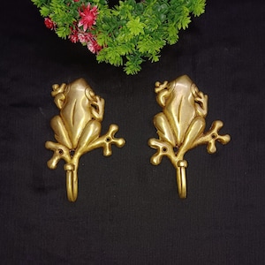 Brass Frog Themed Wall Mounting Hook Set of 02 Pieces | Brass Amphibian Frog Design Key Holder | Baby Wall Hanging Decoration