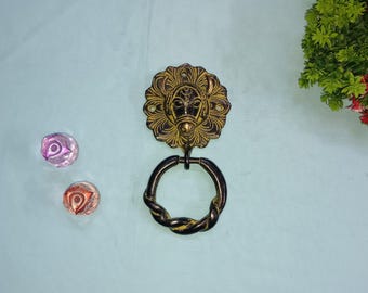 Bouton de tiroir en laiton à tête de vache Nandi : sonnette de porte à tête de taureau
