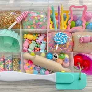 Baking Play Dough kit, Party playdough set, girls boys gift, magic kit, sensory kit, toddler present, Party favors toy, birthday cupcake