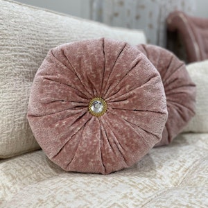 Velvet pillows Round, pillows, Pillow cover, Housewares decor, Round pillow, Round throw pillow, Velvet pouf, Home living