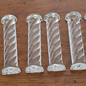 Vintage Set of 8 Fostoria Crystal glass knife rests, Twist column design, smooth flat bottom for stability, Excellent condition!