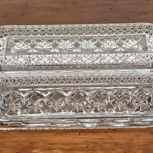 Vintage Rectangle Crystal butter dish, Anchor Hocking, elegant Wexford Pattern, base has a scalloped edge and handles, beautiful!