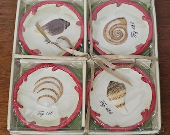 Vintage MWW Market, Set of 4 ceramic Seashells by the Seashore Collection mini plates / coasters / teabag holders. Original packaging