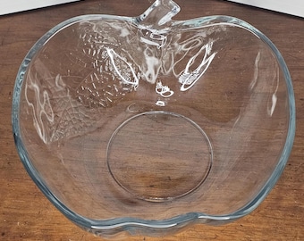 Vintage  Hazel KIG Atlas Orchard Apple Salad / Fruit 9 inch Serving bowl, Pressed leaf and stem detail, pressed glass