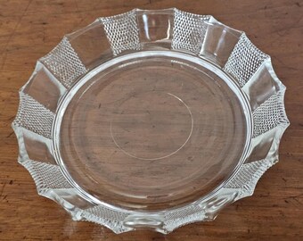 Vintage Jeannette Glass Company Depression Glass serving plate / fruit dish / punch bowl base. Dewdrop pattern, scalloped point edge