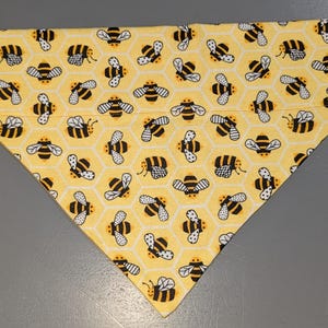Bumblebee Over the Collar Dog Bandana